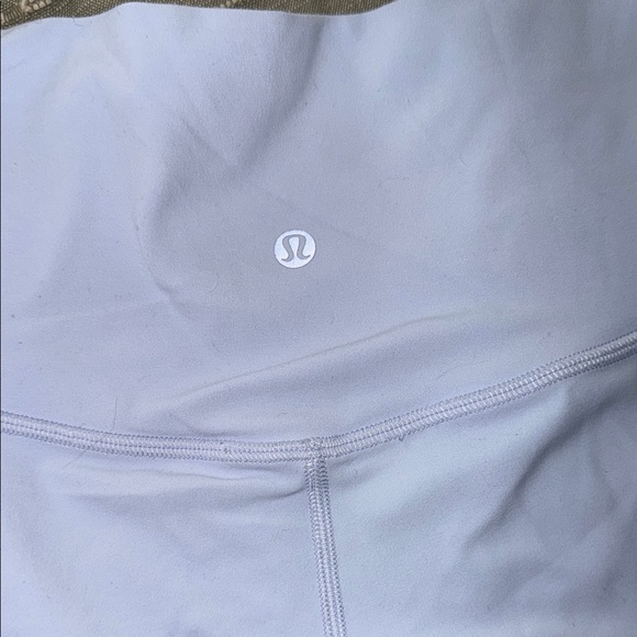 lululemon align biker shorts - Picture 2 of 3